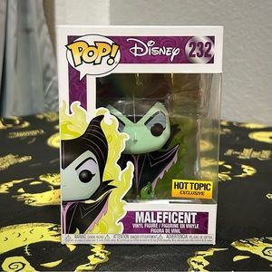 New Funko Pop! Disney - Villains - Maleficent #232 - Hot Top Exclusive